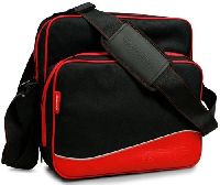 Сумка для консоли (PS3 System Carry Case Red): A4T